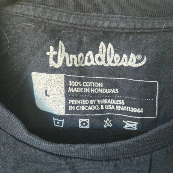 Threadless Empire State Building King Kong tee - Picture 2 of 3